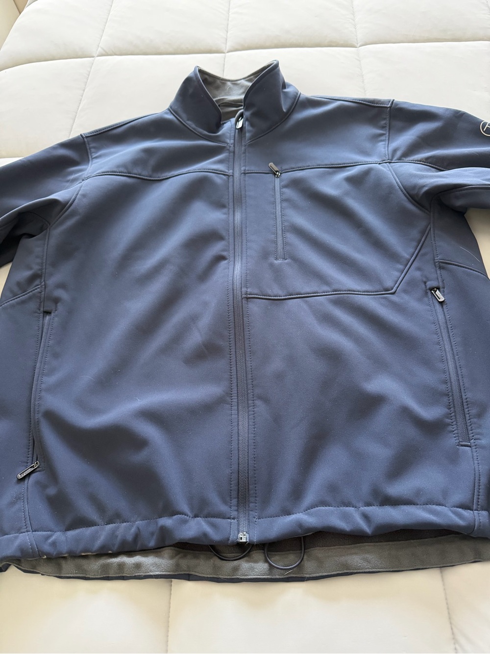 Tumi Men's Navy Lightweight Softshell Jacket